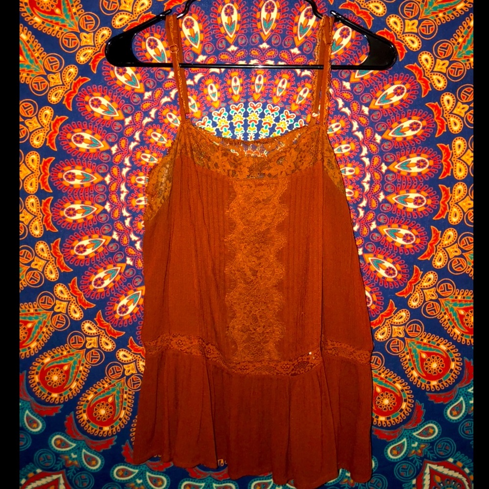 Burnt orange American Eagle tank top lace